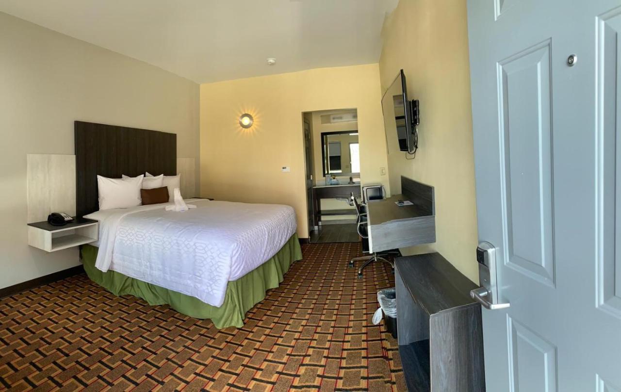 Homestay Inn & Suites Edinburg Extérieur photo