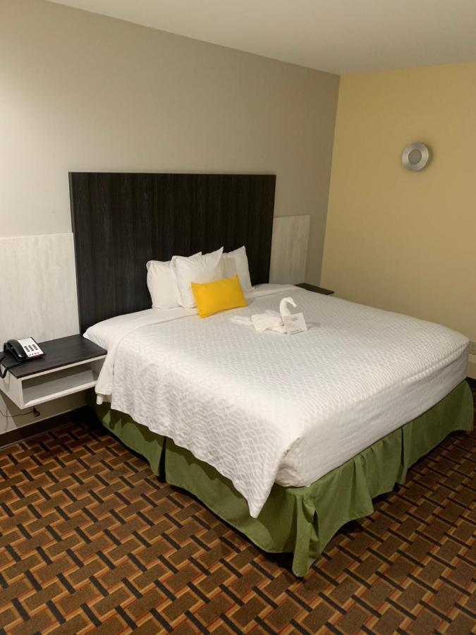 Homestay Inn & Suites Edinburg Extérieur photo